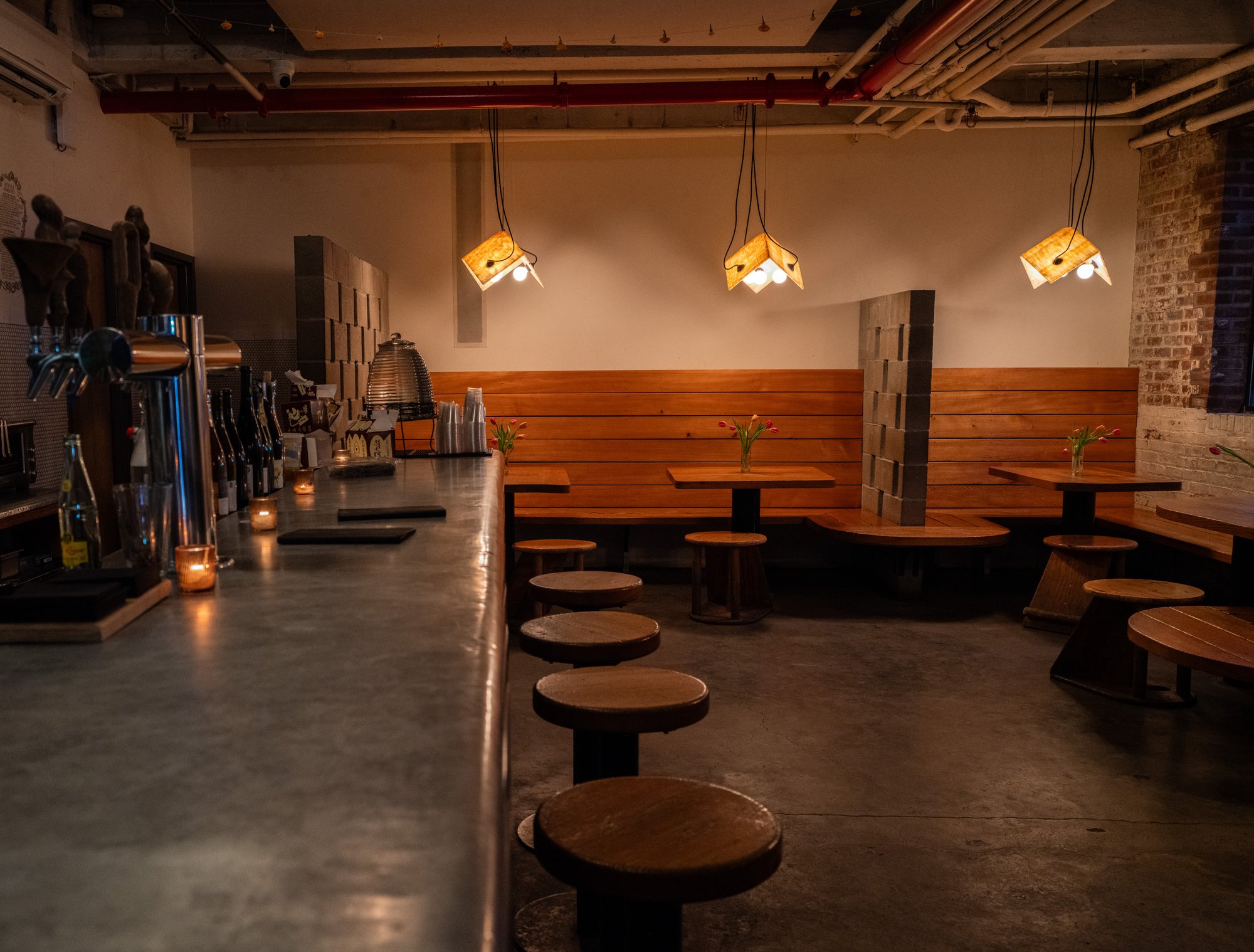 Honey's, Bar in New York City