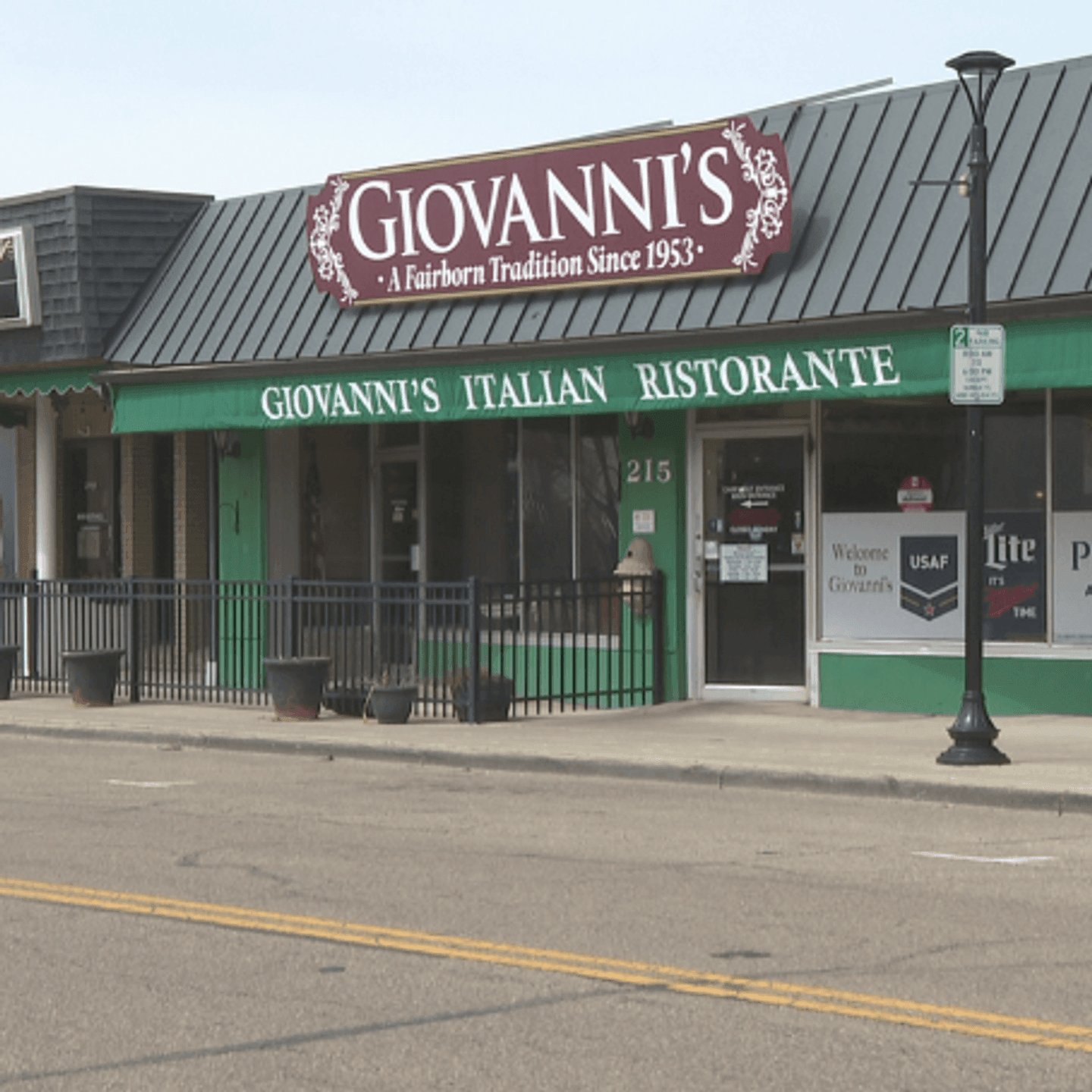 Giovanni's, Bar in Fairborn