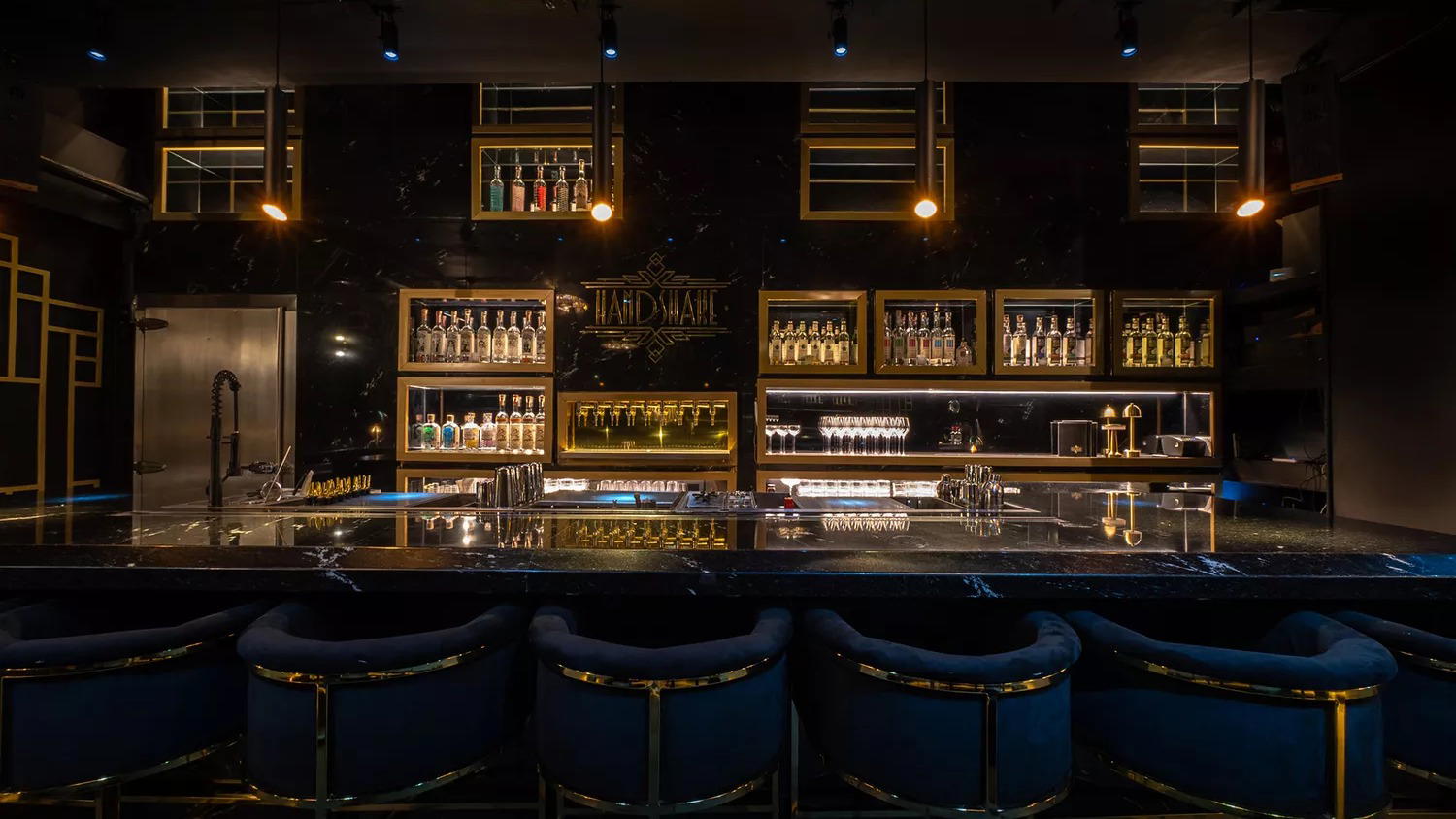 Handshake Speakeasy bar in Mexico City