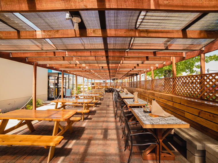 Four Tunas Fish & Bar, Escondido, United States
