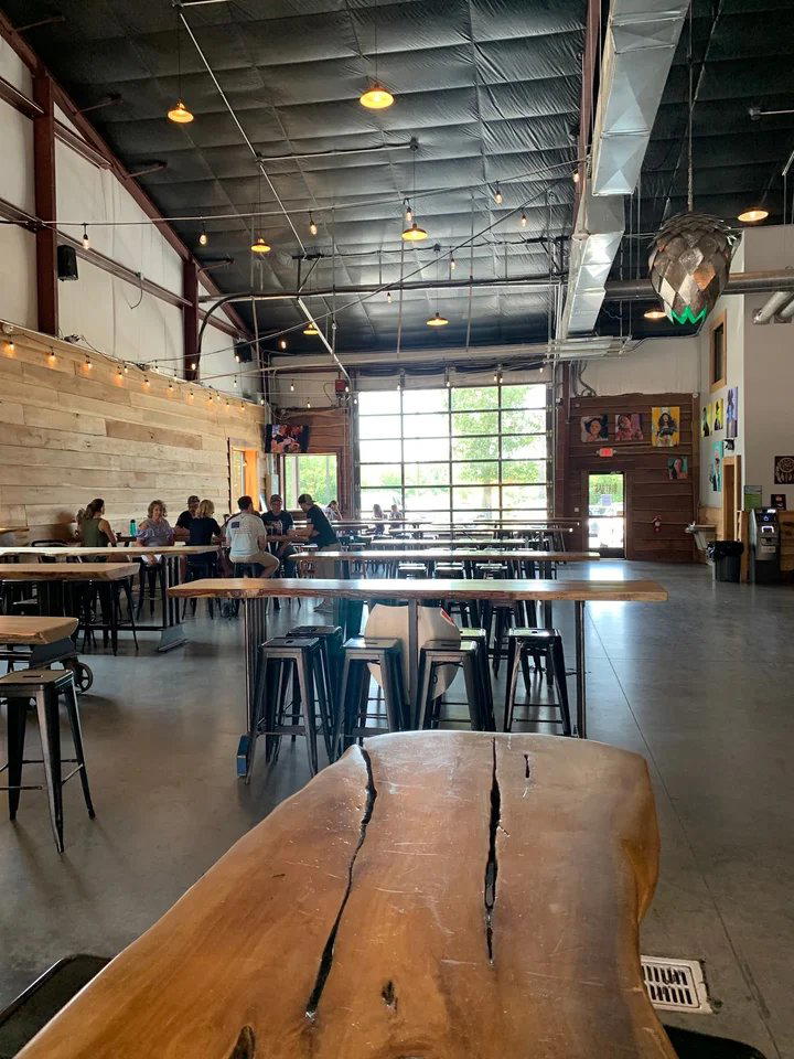 Dirtbag Ales Brewery & Taproom, Hope Mills, United States