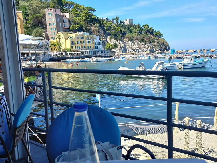 Bar L’Onda, Ischia, Italy
