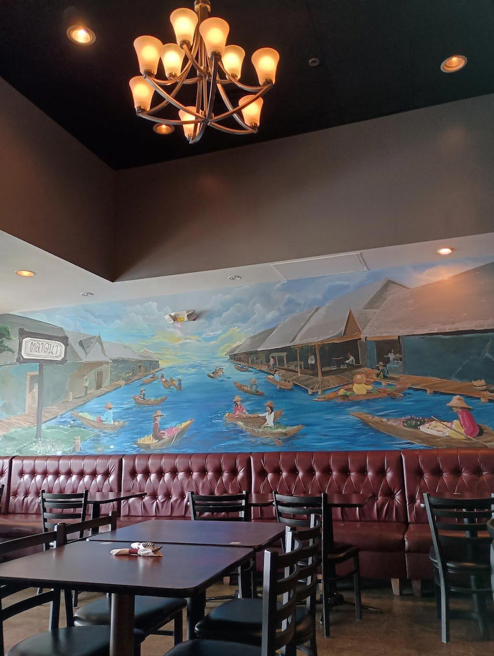 Thai Bistro & Bar bar in Evansville