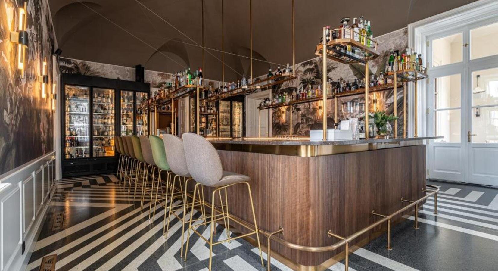 BOTANIQ Bar