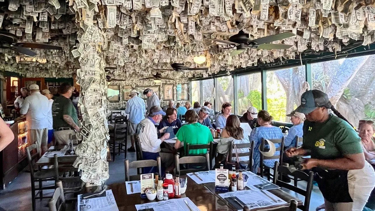 Cabbage Key Inn and Restaurant, Bar in Lee County