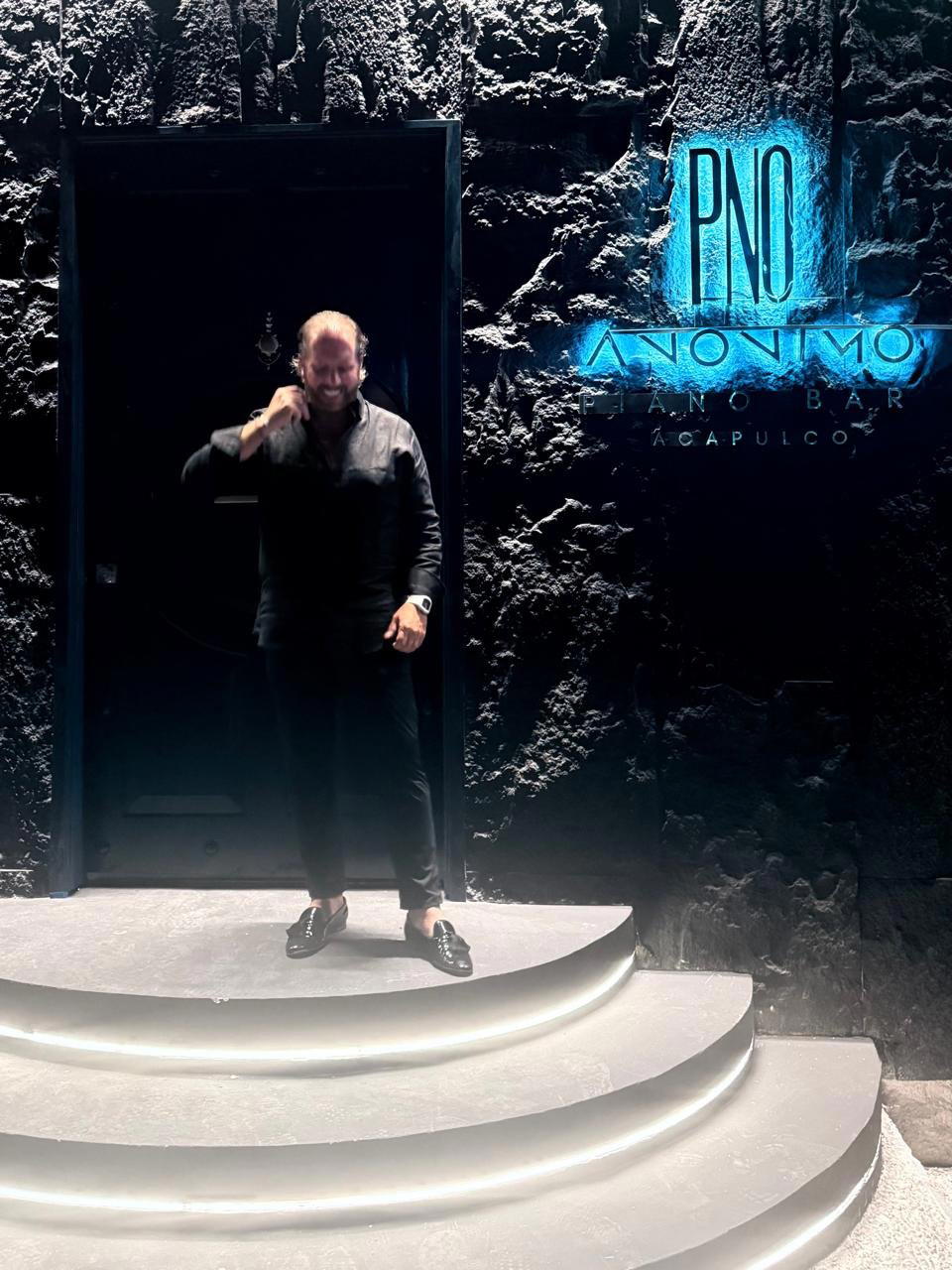 ANŌNIMO PNO bar in Acapulco