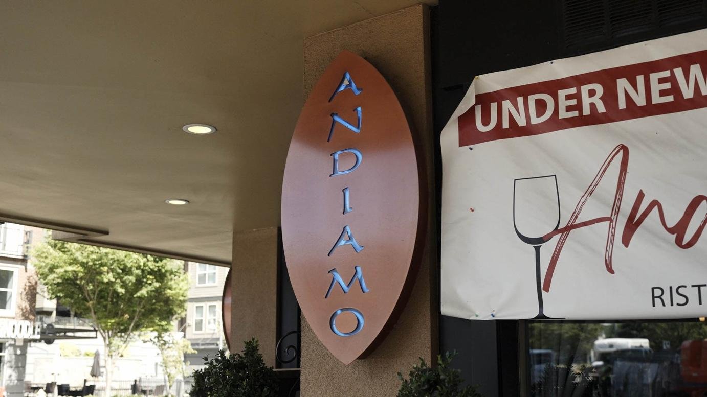 Andiamo Italian Ristorante bar in Bellevue, United States
