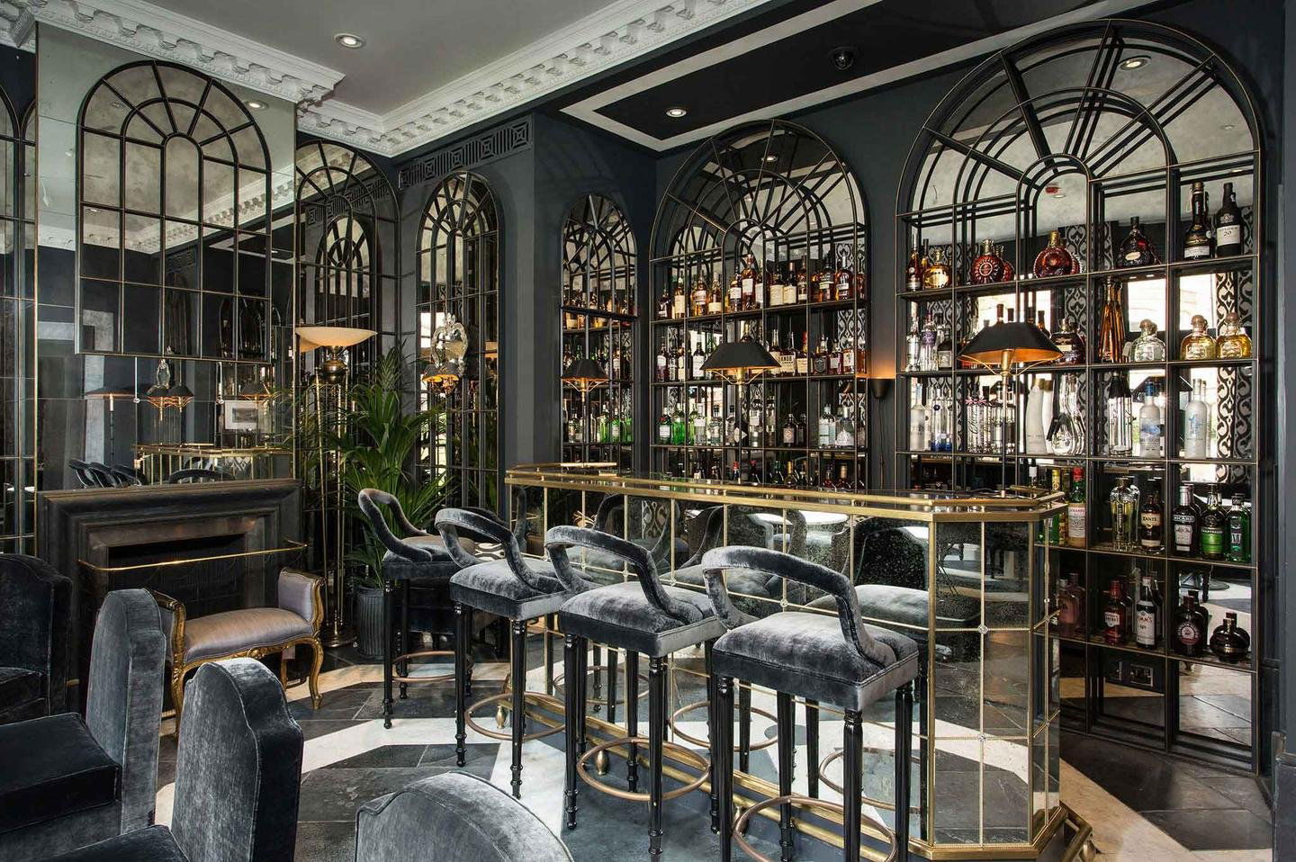 The Franklin Bar, Bar in London