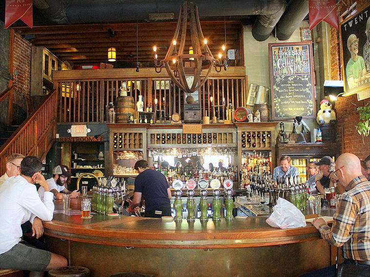 Brick Store Pub, Decatur, United States
