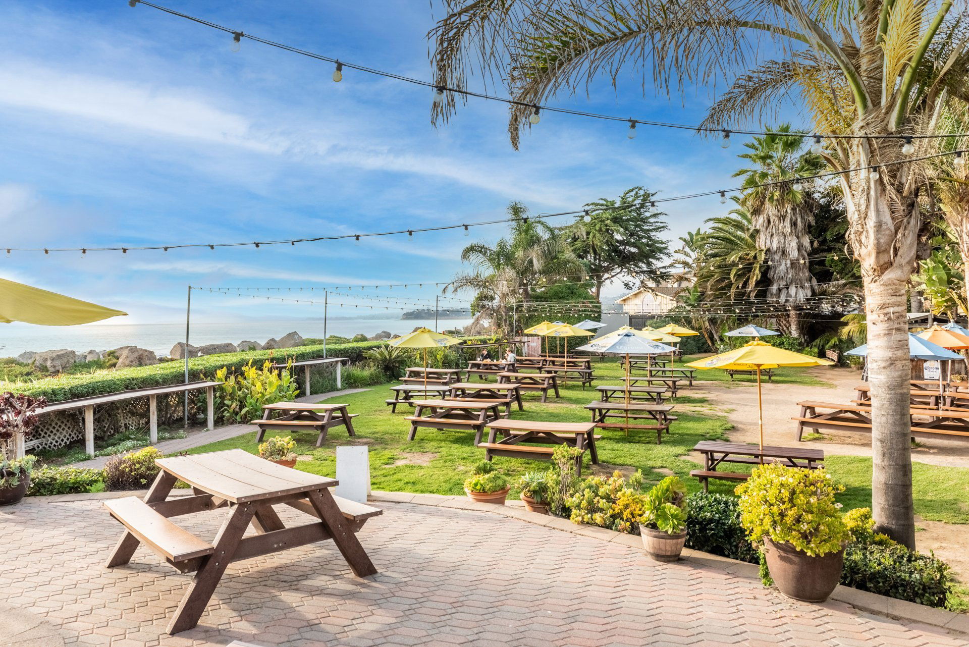 Padaro Beach Grill, Restaurant in Toro Canyon