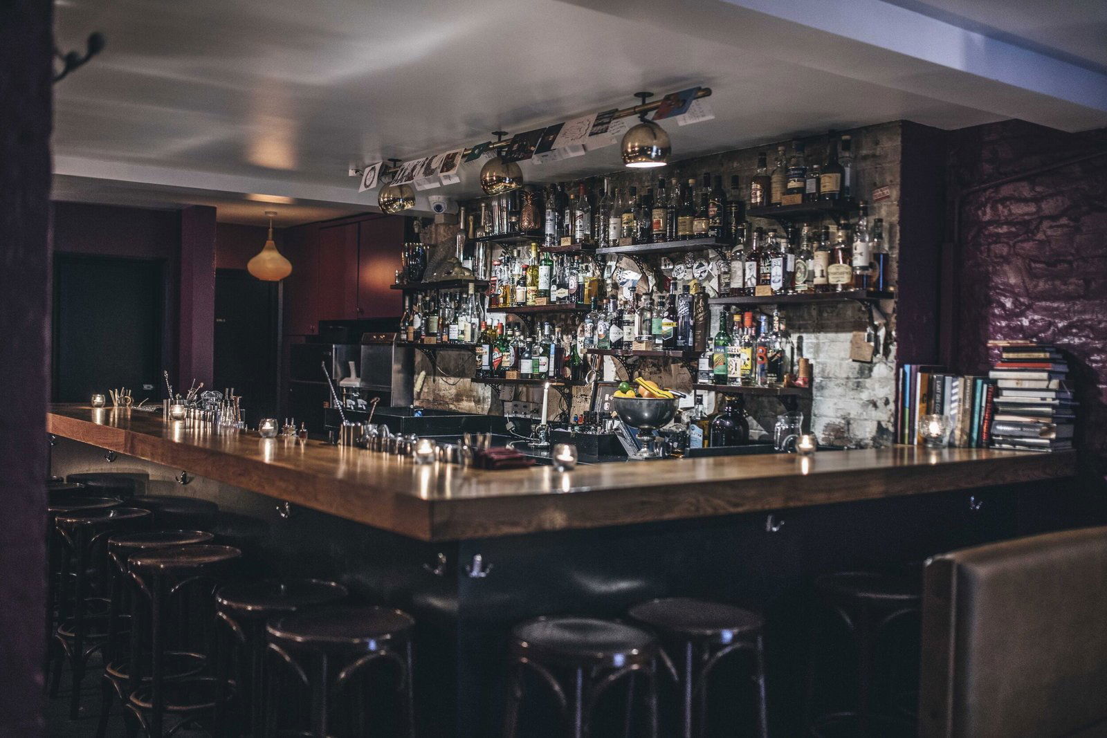 51 Cave à Manger, Bar in London