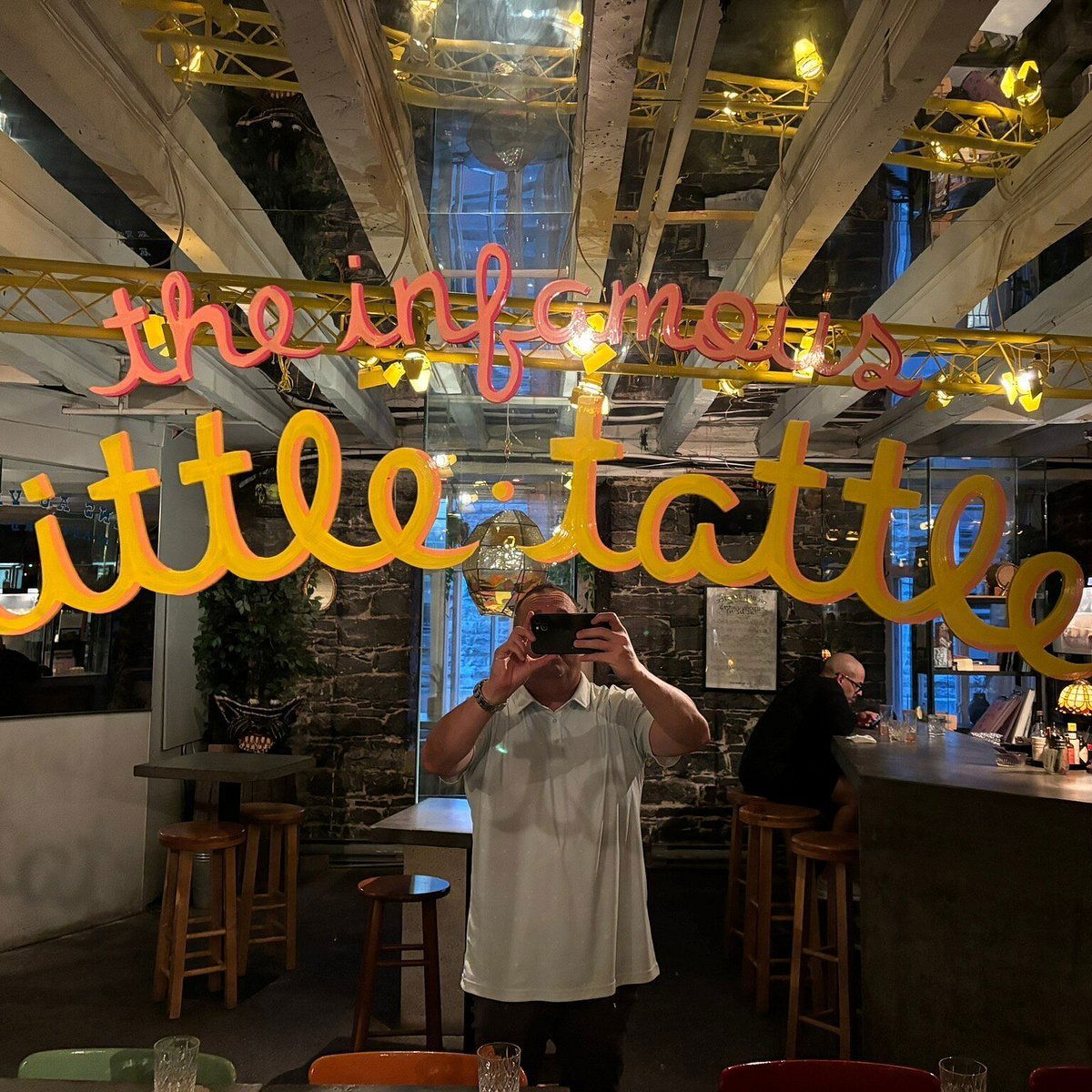 Tittle Tattle Cocktail Bar, Bar in Montréal