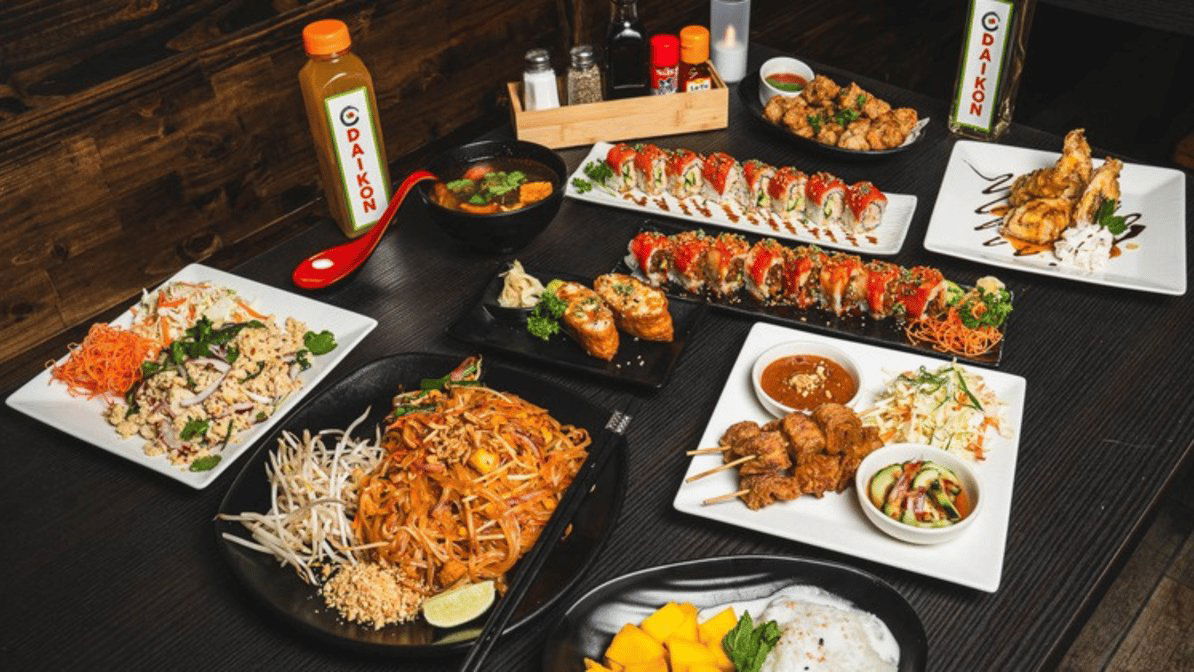 Basil Vegan Thai & Sushi, Bar in Paradise