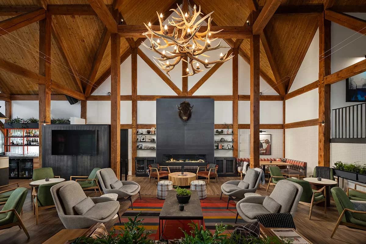 Buffalo Mountain Lodge, Bar in Banff