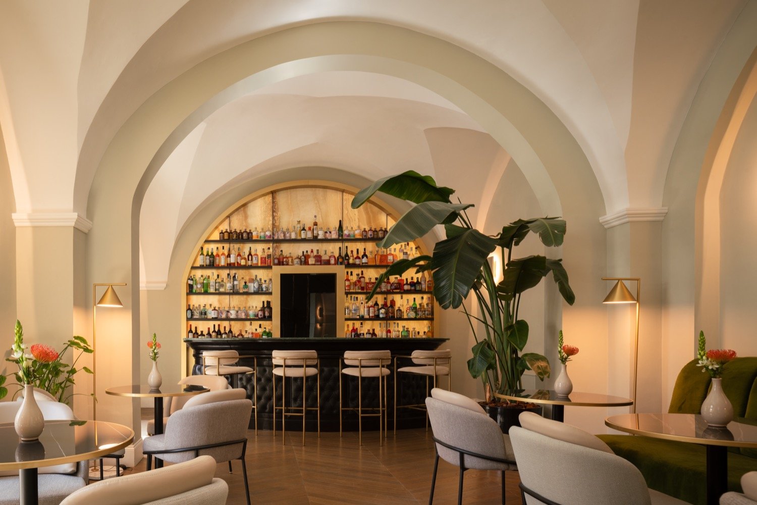Barba's Natural Lounge