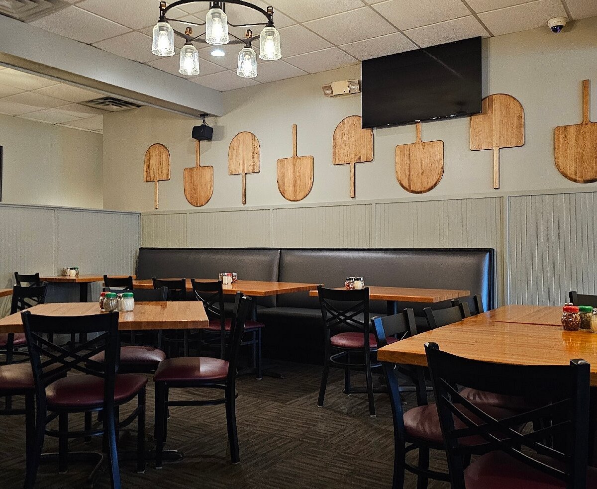 Little Italian Pizza bar in Naperville, United States