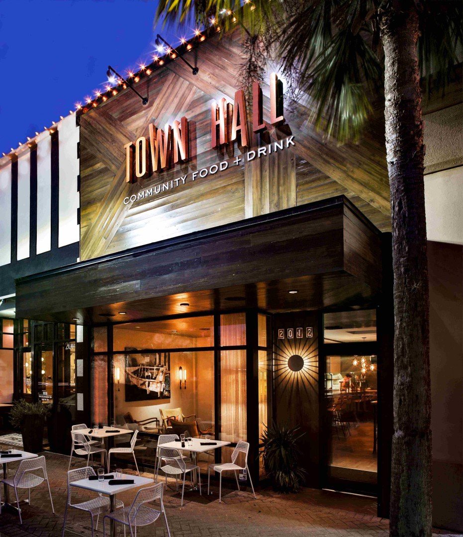 Town Hall Restaurant Jacksonville bar in Jacksonville, United States