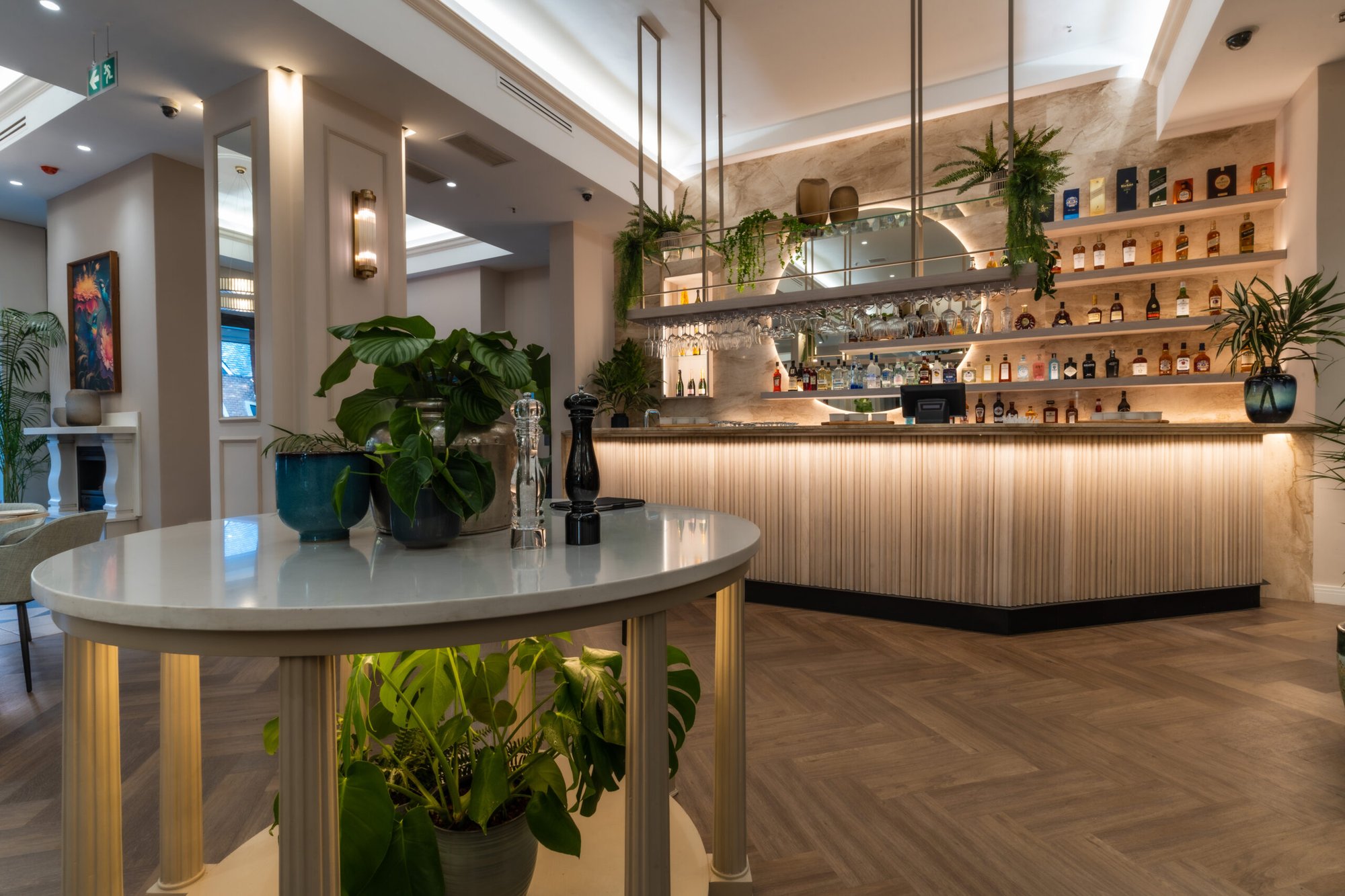 Aduna Bar