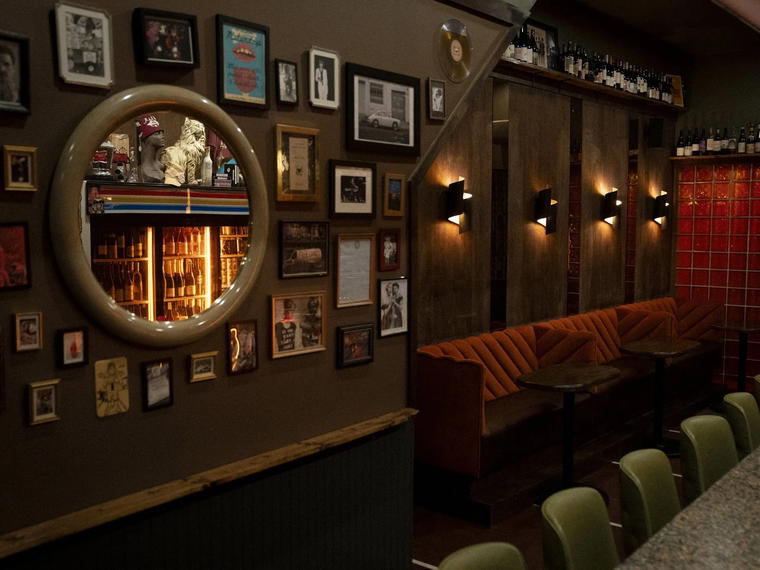 WineDive, Philadelphia, United States