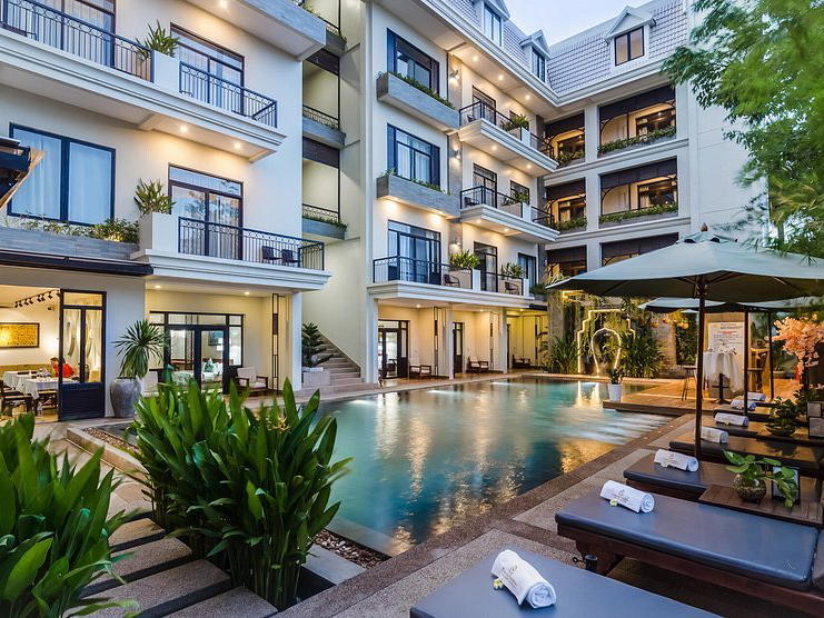 Bayon Pool Bar, Siem Reap, Cambodia