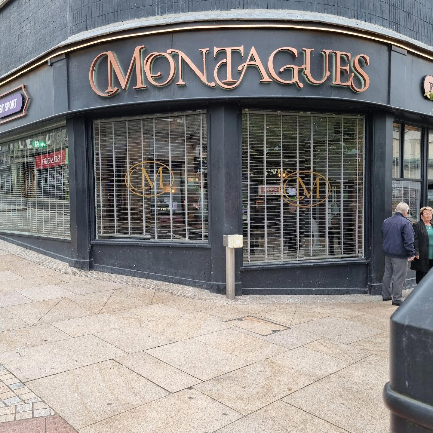 Montagues bar in Kirkcaldy