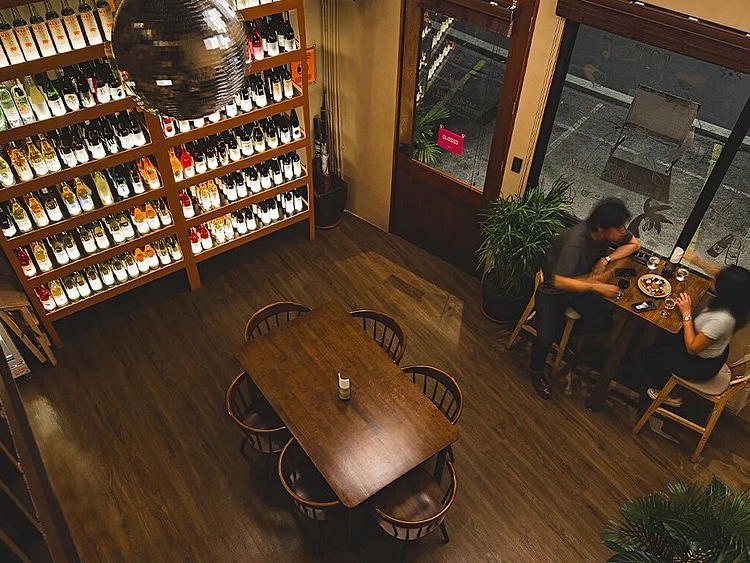 Bombvinos Bodega, Makati, Philippines