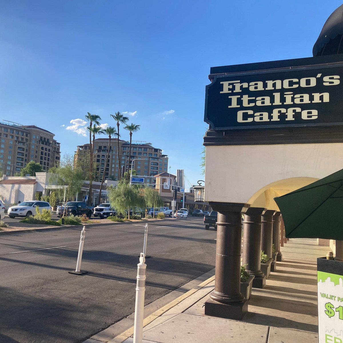 Franco's Italian Caffe bar in Scottsdale, United States