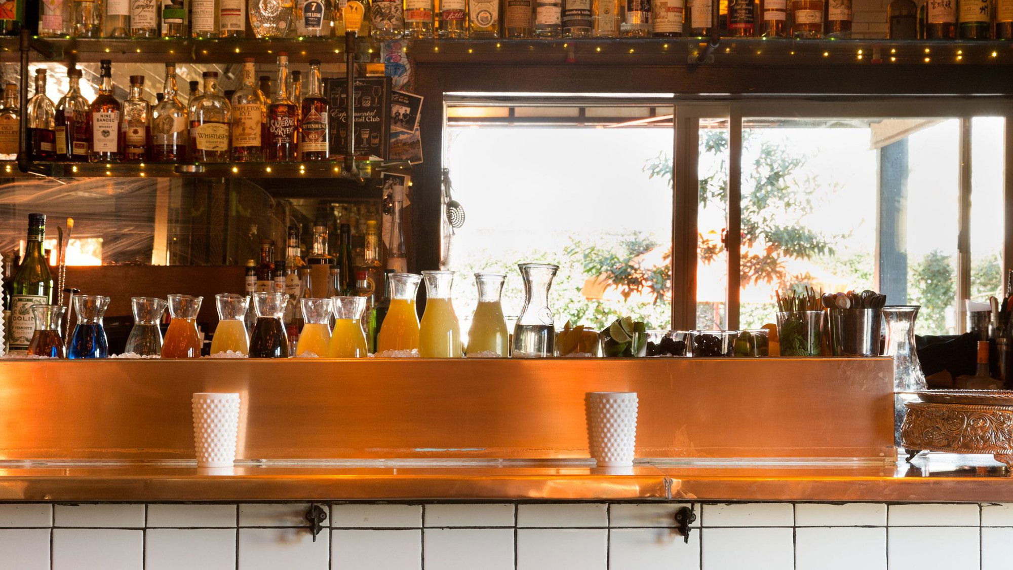 Weather Up, Bar in Austin