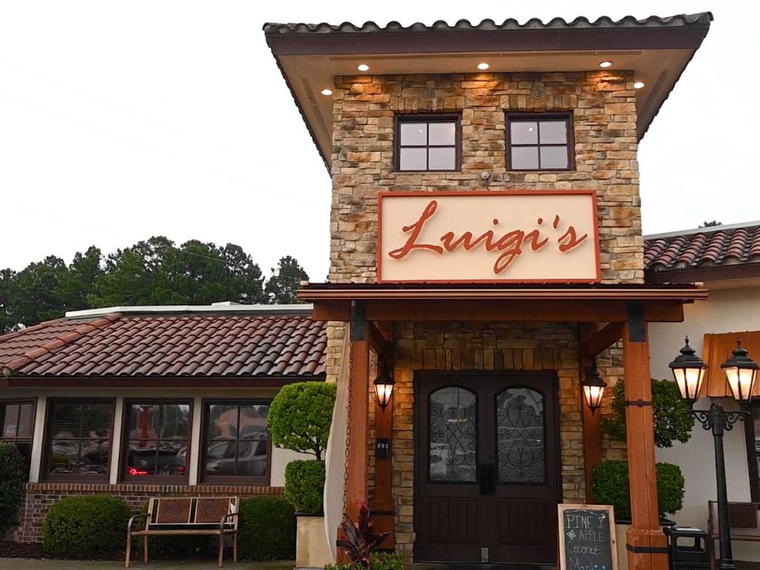 Luigi's Italian Chophouse and Bar, Fayetteville, United States