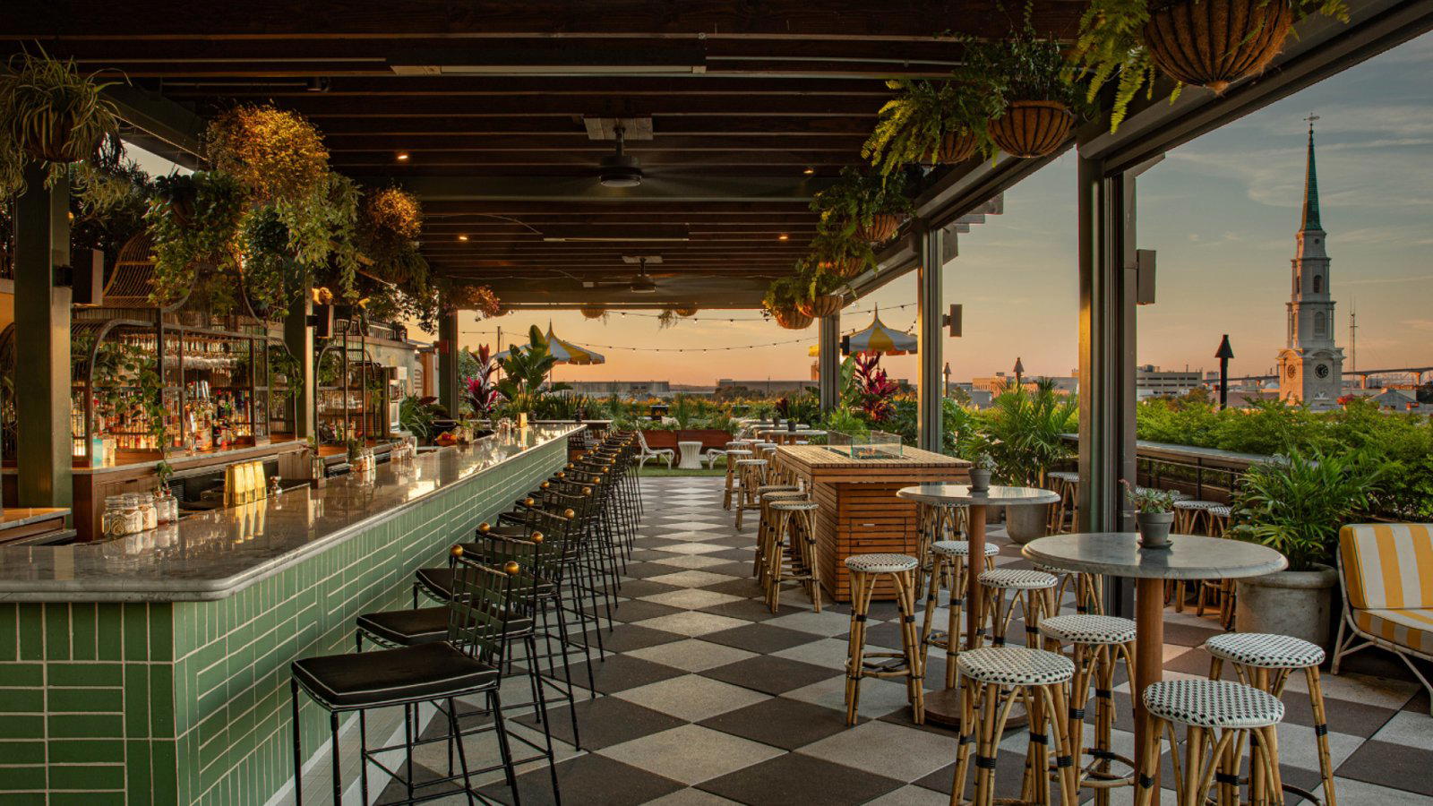Peregrin bar in Savannah
