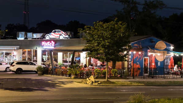 Pinky's Westside Grill
