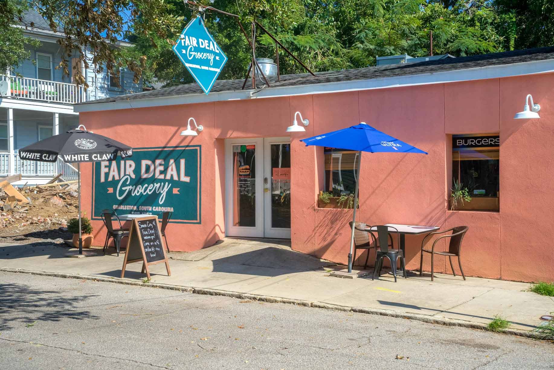 Smash City Burgers Downtown, Bar in Charleston
