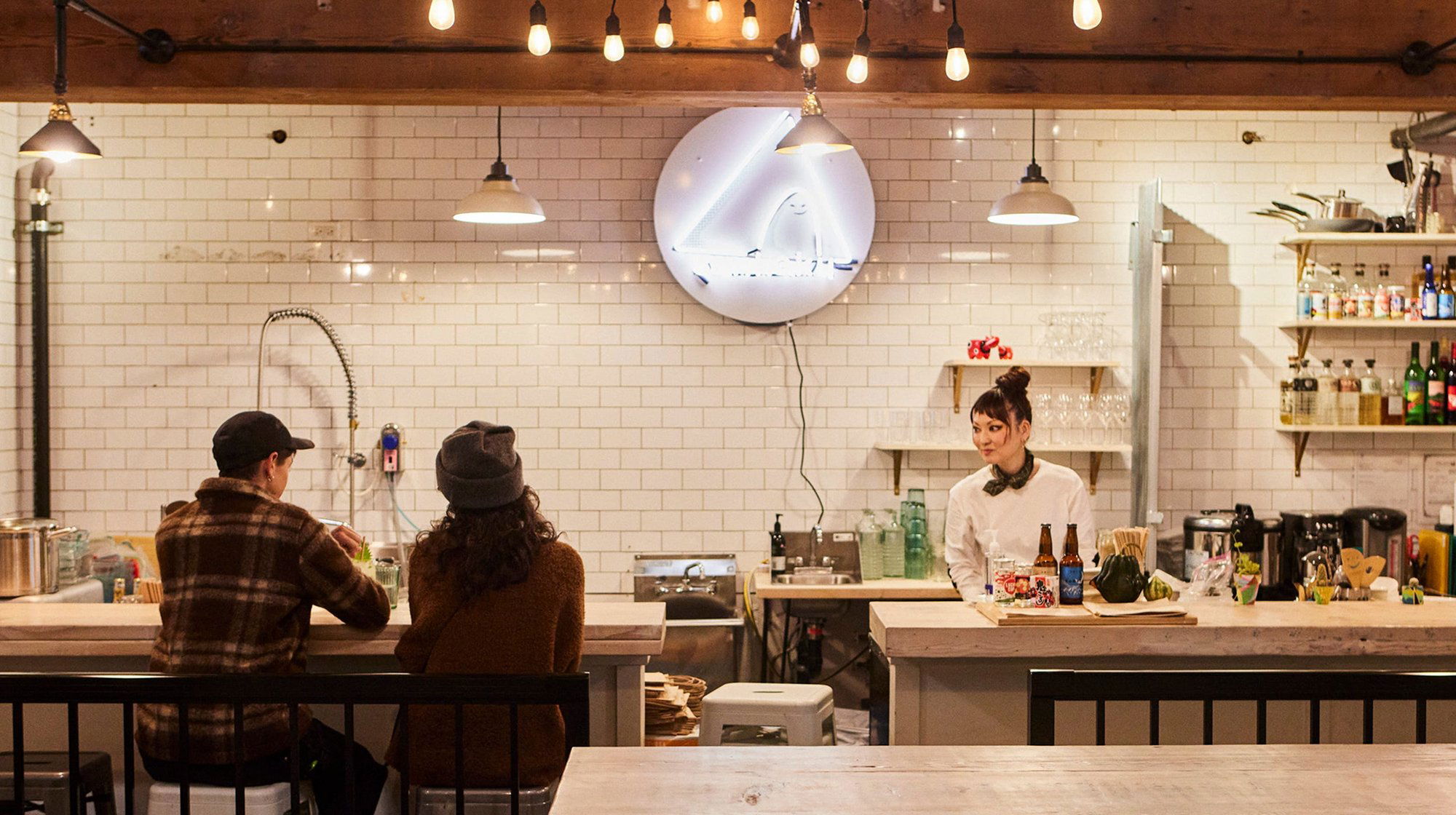 sankaku onigiri cafe & bar, Bar in Seattle