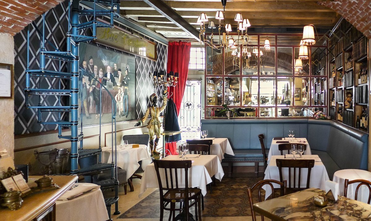 Café Carducci bar in Verona, Italy