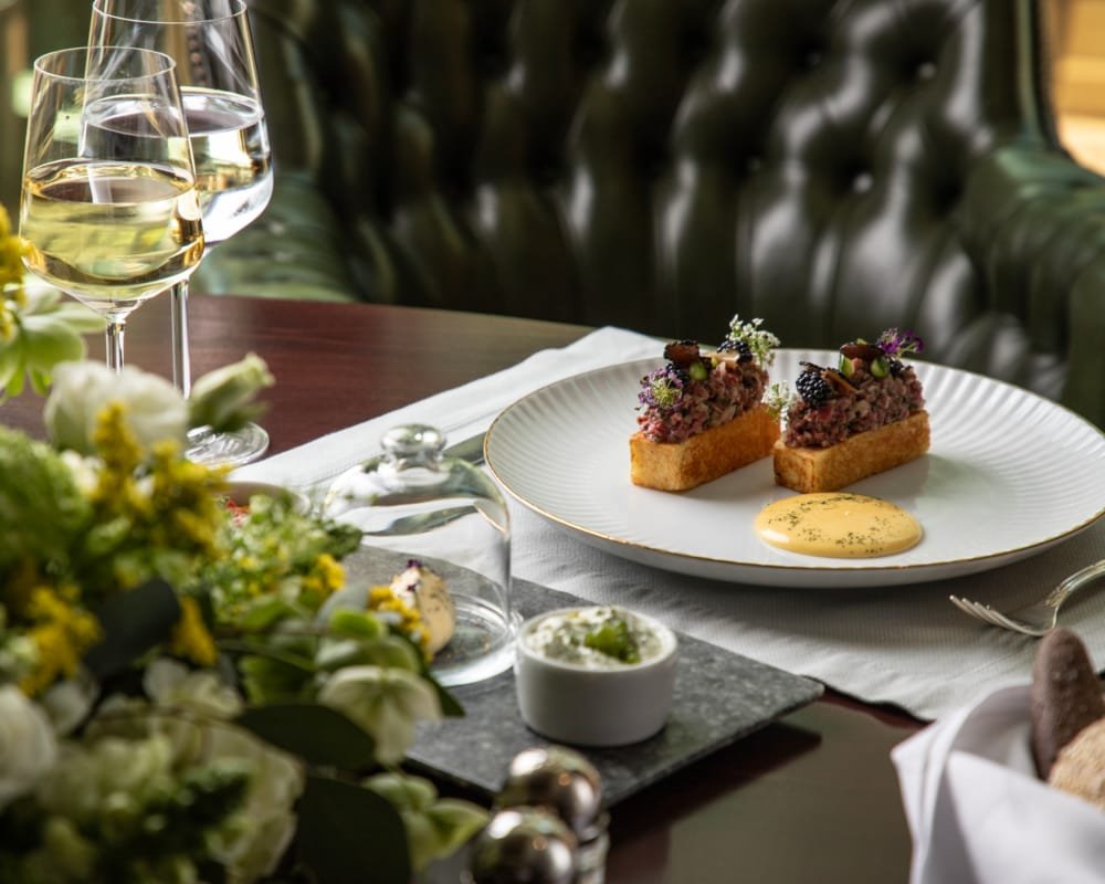 Explorer's Bar • Bistro, Bar in Athens
