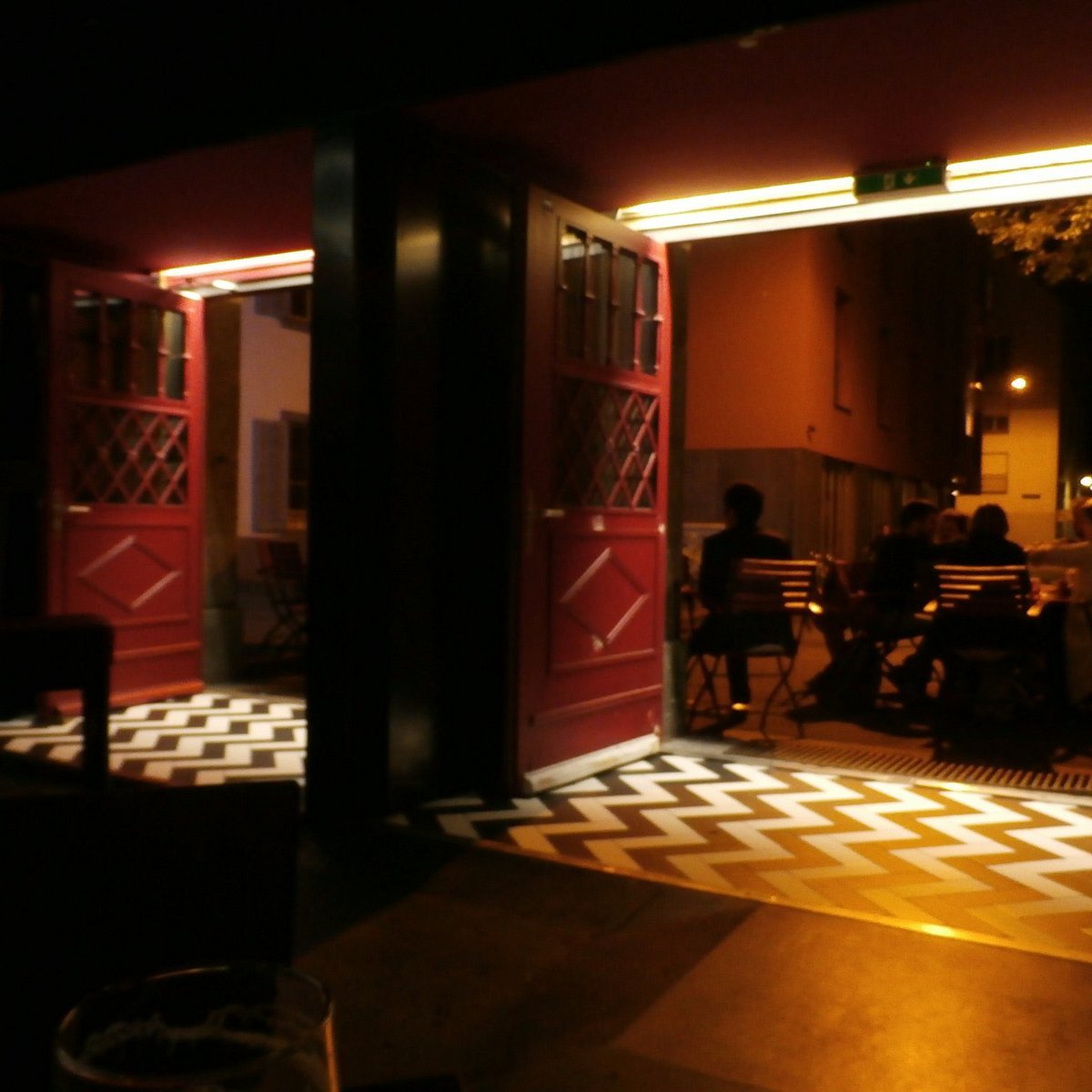 Renée Bar, Bar in Basel