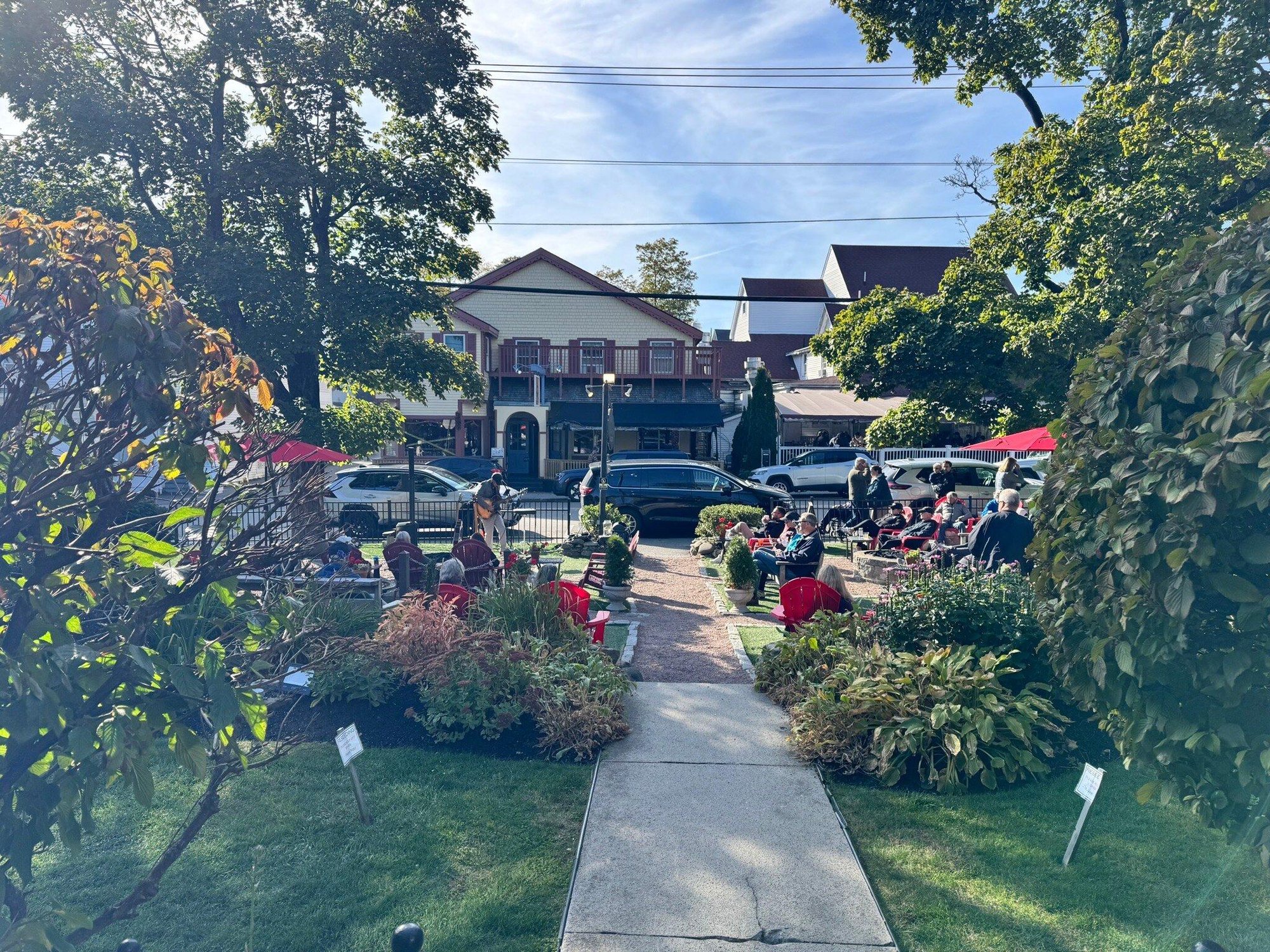 Garden Lounge