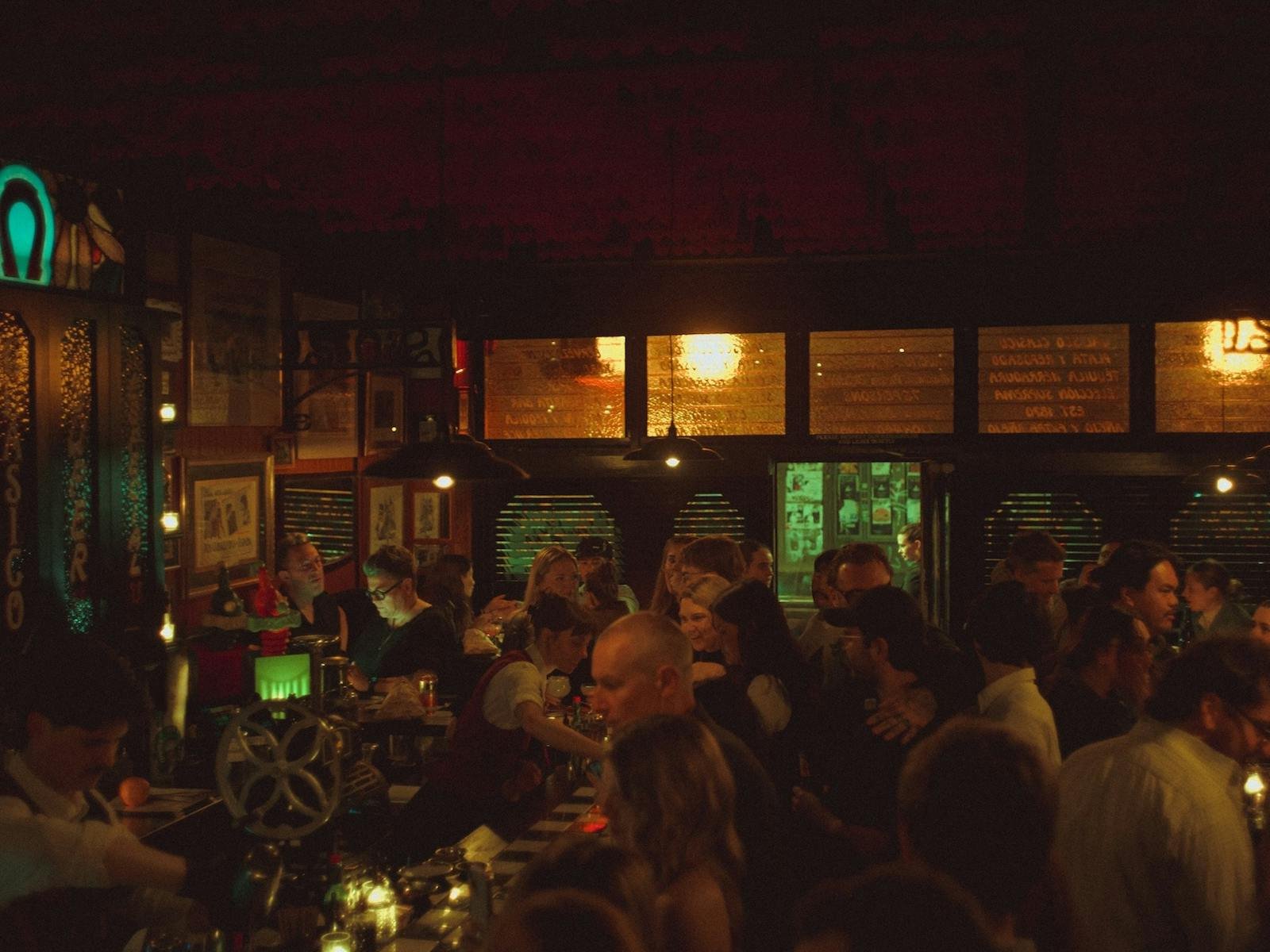 Super 44, Bar in Sydney