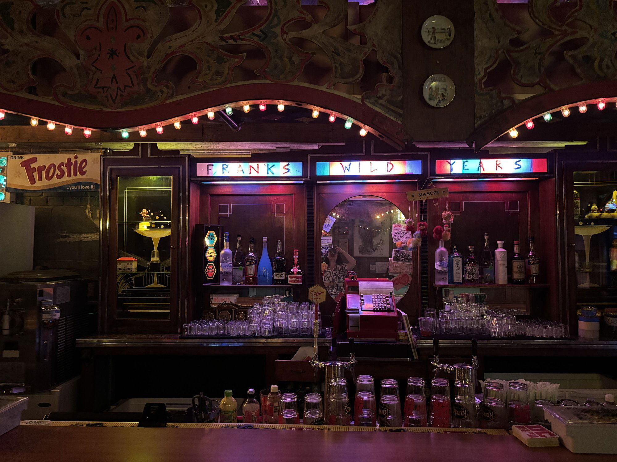 Franks Wild Years, Bar in Washington DC