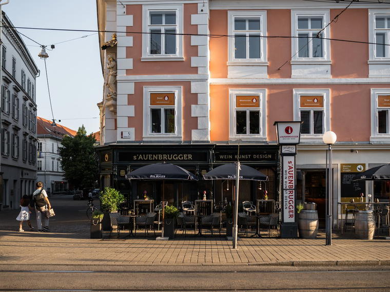 Weinbar Auenbrugger, Graz, Austria