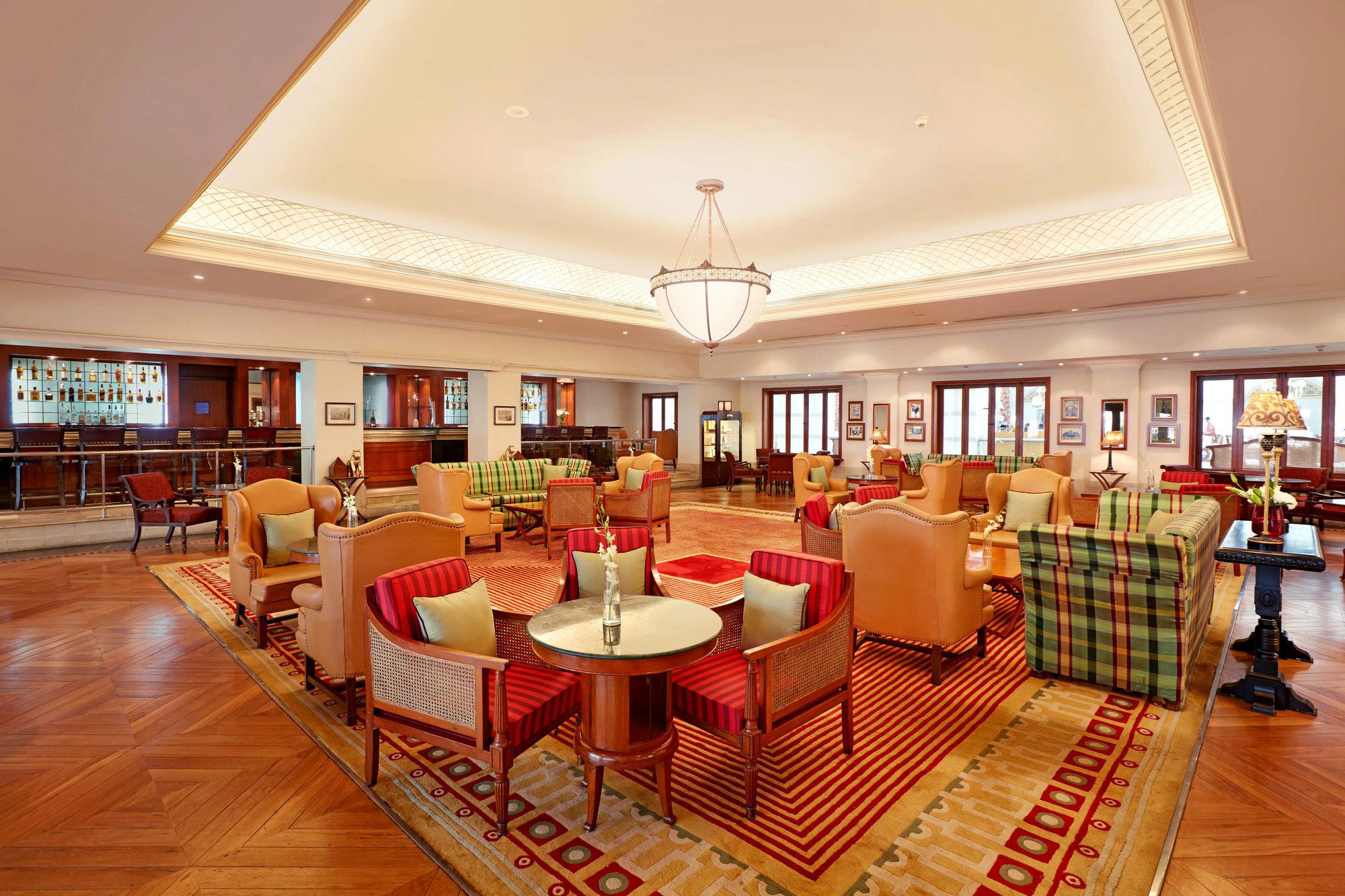 Bombay High bar in Mumbai