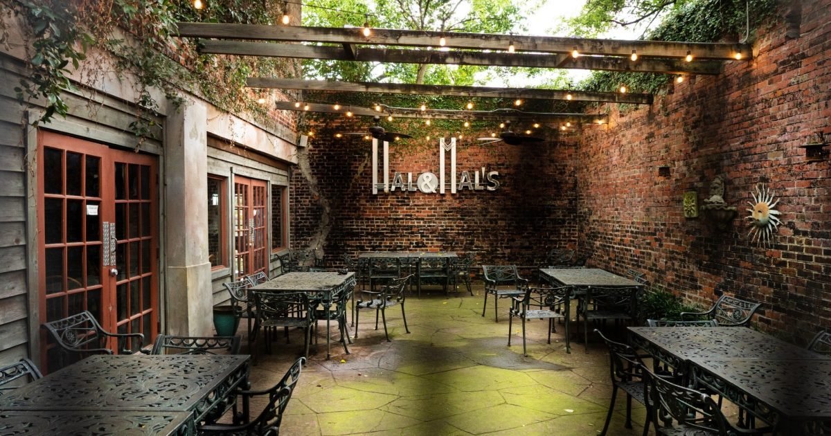 Hal & Mal's bar in Jackson, United States