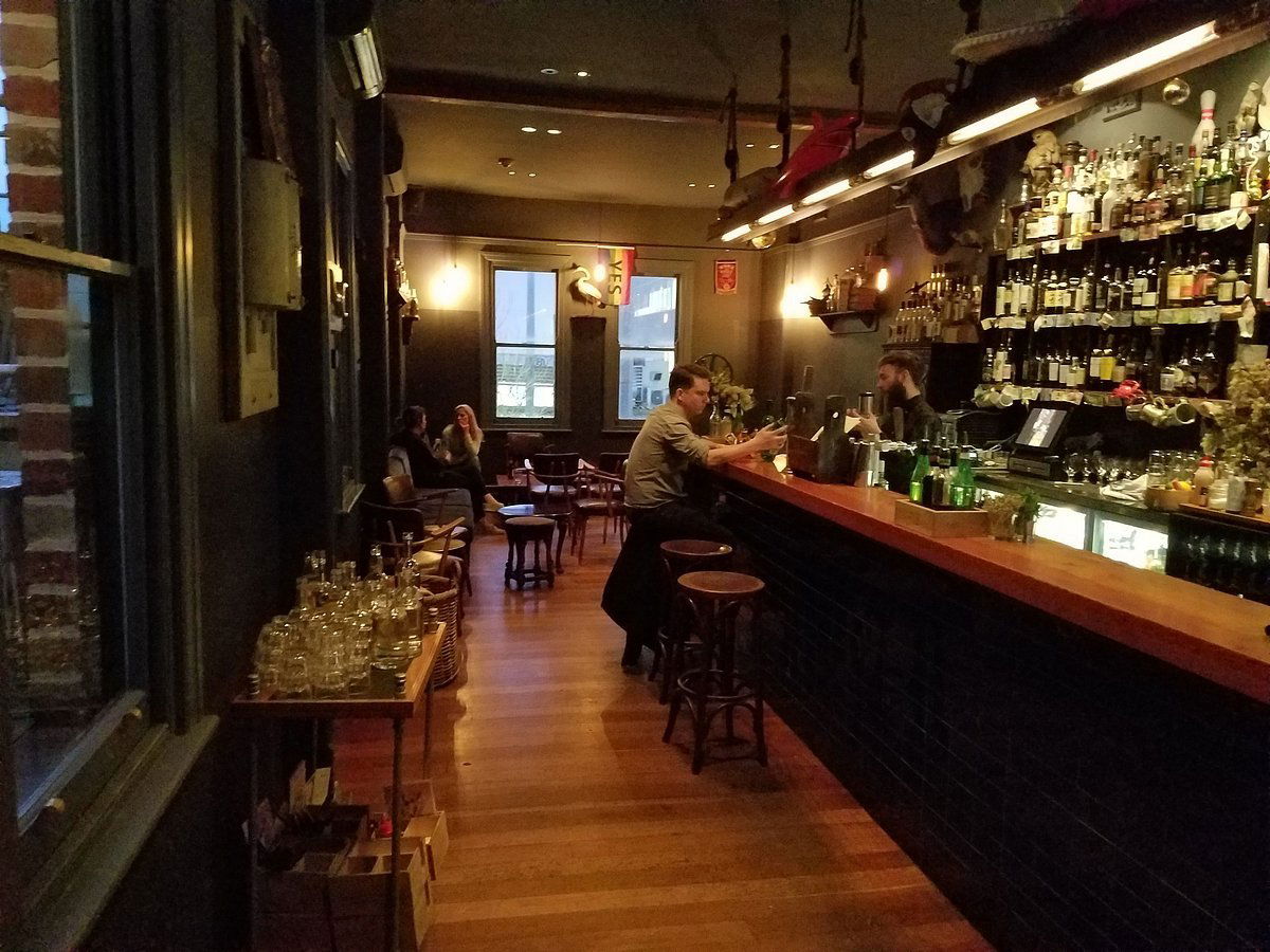 Mechanics Institute Bar, Bar in Perth