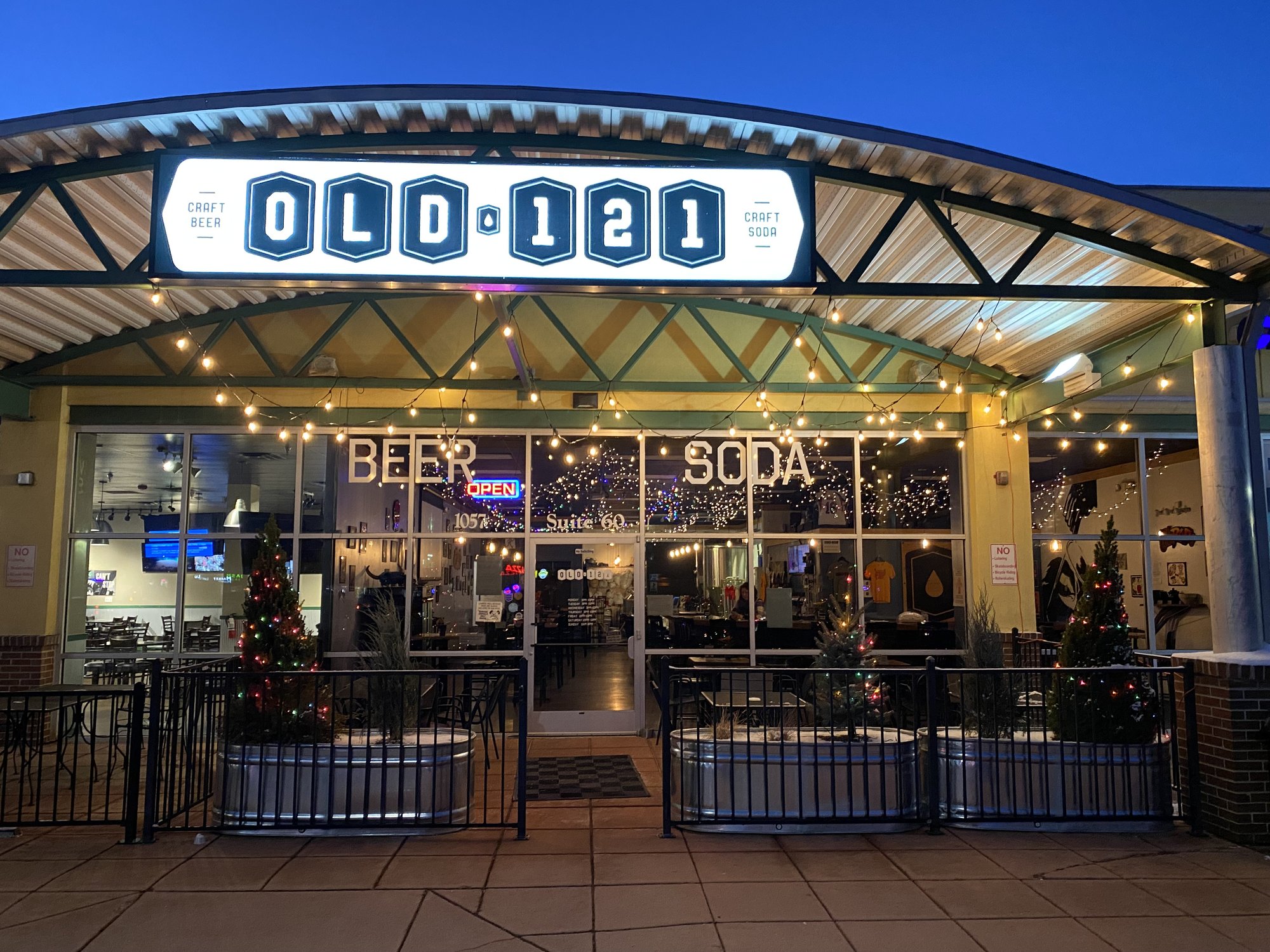 Old 121 Brewhouse bar in Lakewood, United States