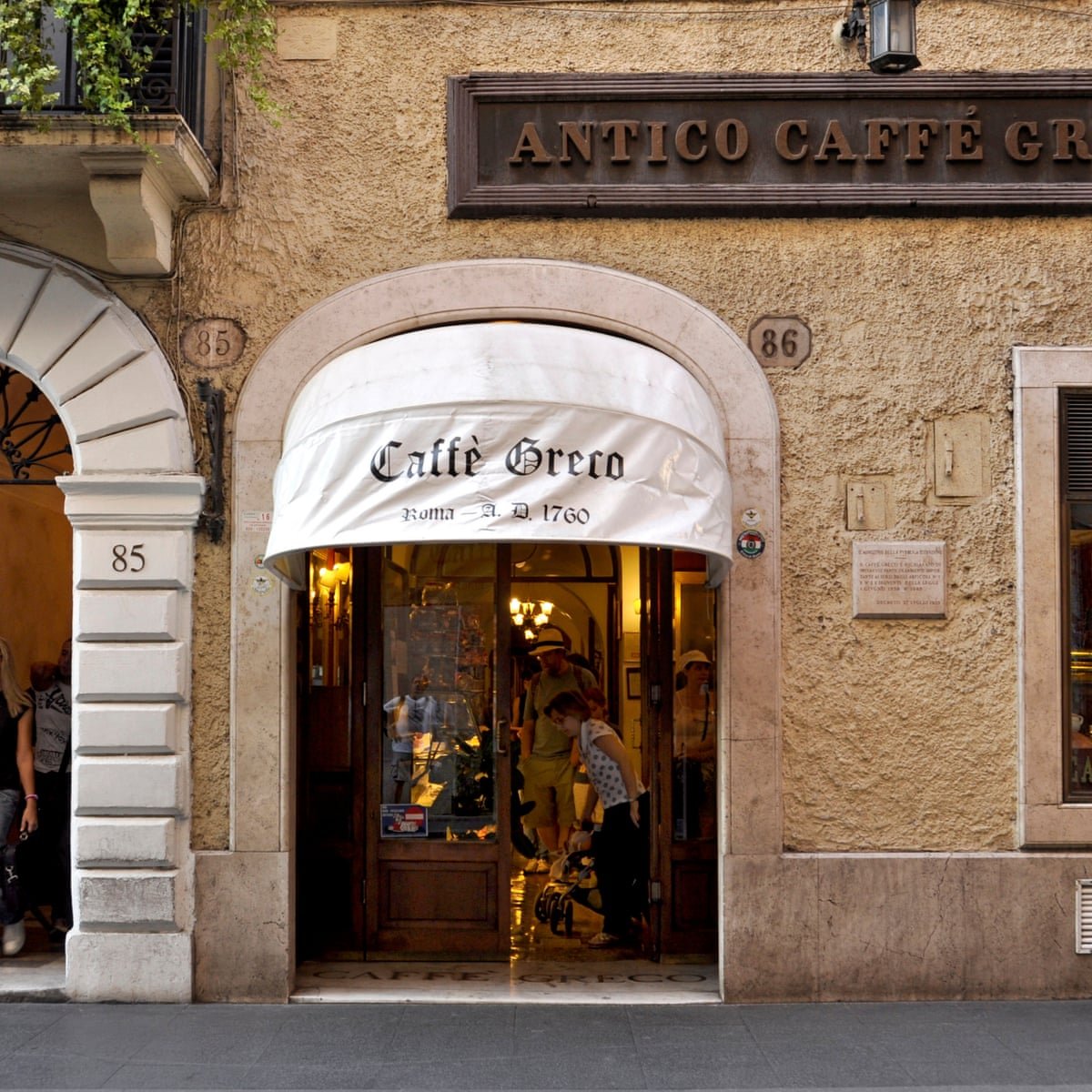 Antico Caffè Greco bar in Rome