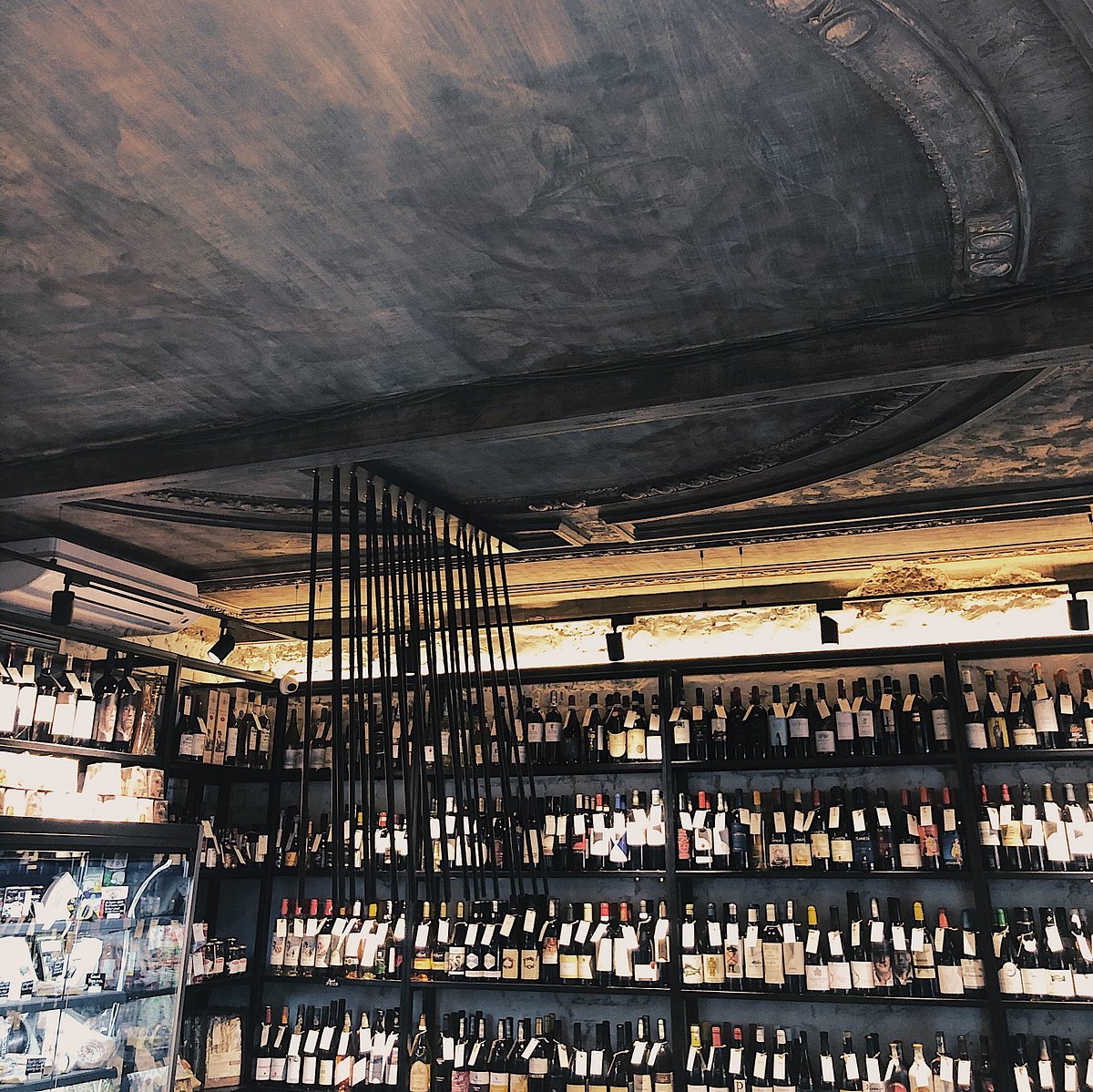 Àgorà Wine and Deli