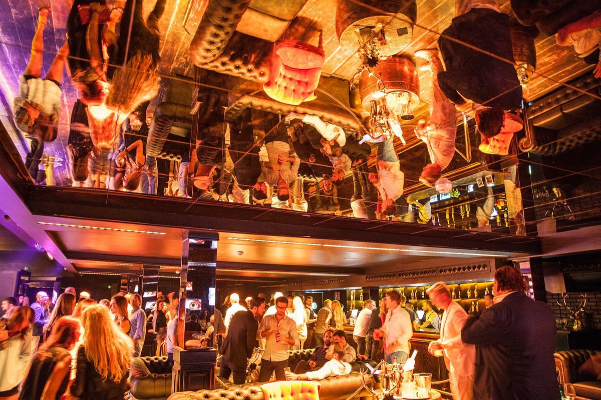 Social Club Mallorca, Bar in Palma de Mallorca