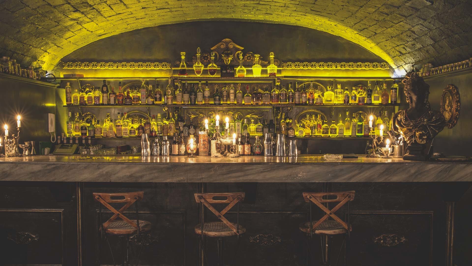 Spin!, Bar in Rome