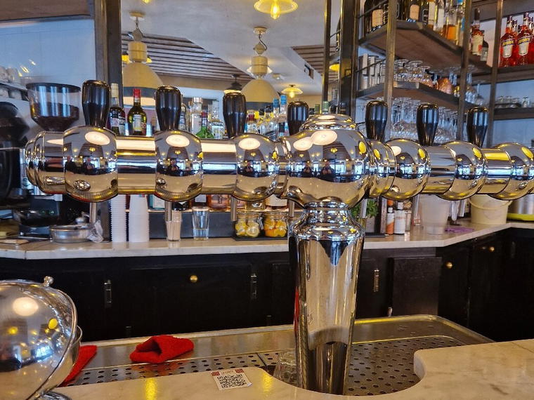 Bar Principal, Paris, France