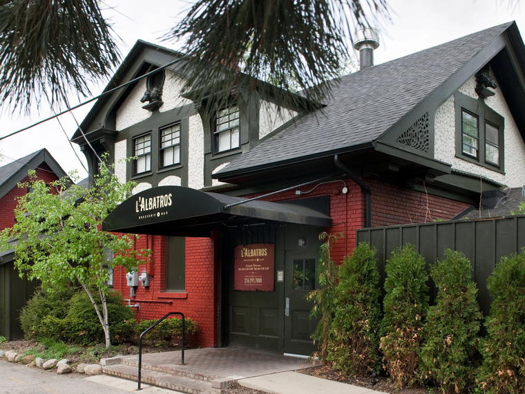 L'Albatros, Cleveland, United States
